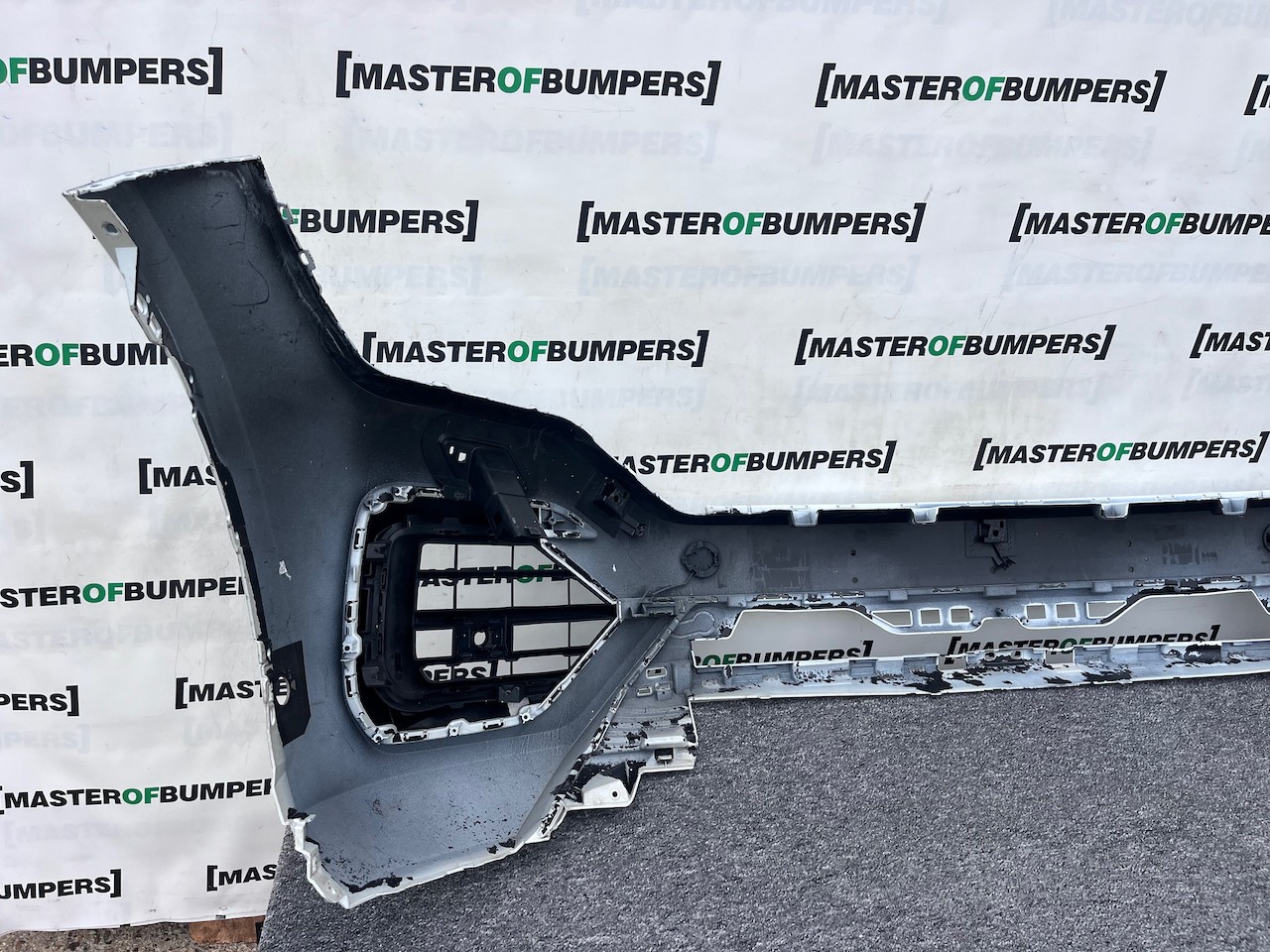 VW Touareg R Line Tdi V6 Mk3 2019-2023 Front Bumper 6 Pdc +jets Genuine [v410]