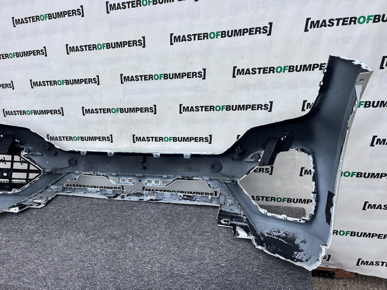 VW Touareg R Line Tdi V6 Mk3 2019-2023 Front Bumper 6 Pdc +jets Genuine [v410]