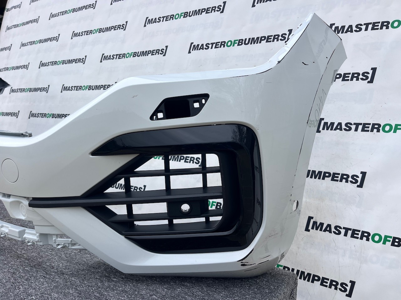 VW Touareg R Line Tdi V6 Mk3 2019-2023 Front Bumper 6 Pdc +jets Genuine [v410]