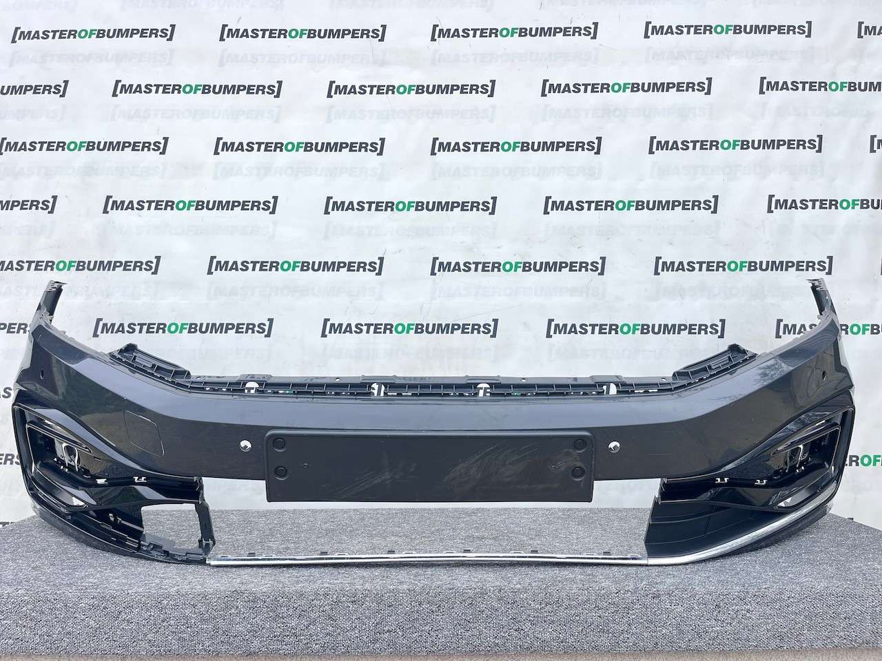 VW Passat Gte B8 Lift Saloon Estate 2020-2024 Front Bumper 4 Pdc Genuine [v401]