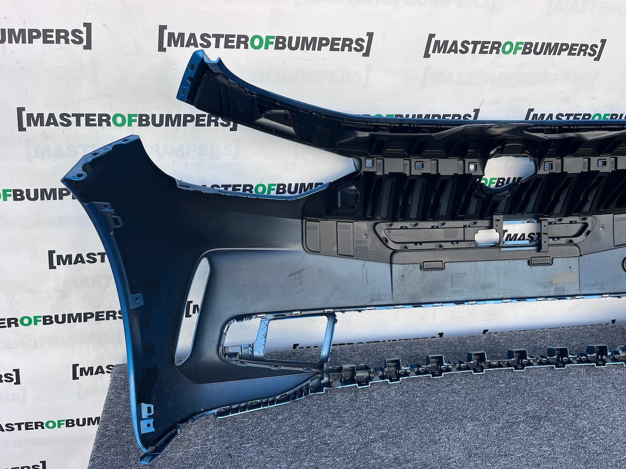 VW Id3 Id.3 Performance Hatchback Lift 2024-on Front Bumper 4 Pdc Genuine [v435]