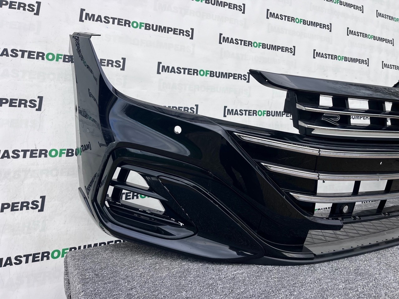 VW Arteon R Line Facelift 2020-2024 Front Bumper 6 Pdc + Jets Genuine [v301]