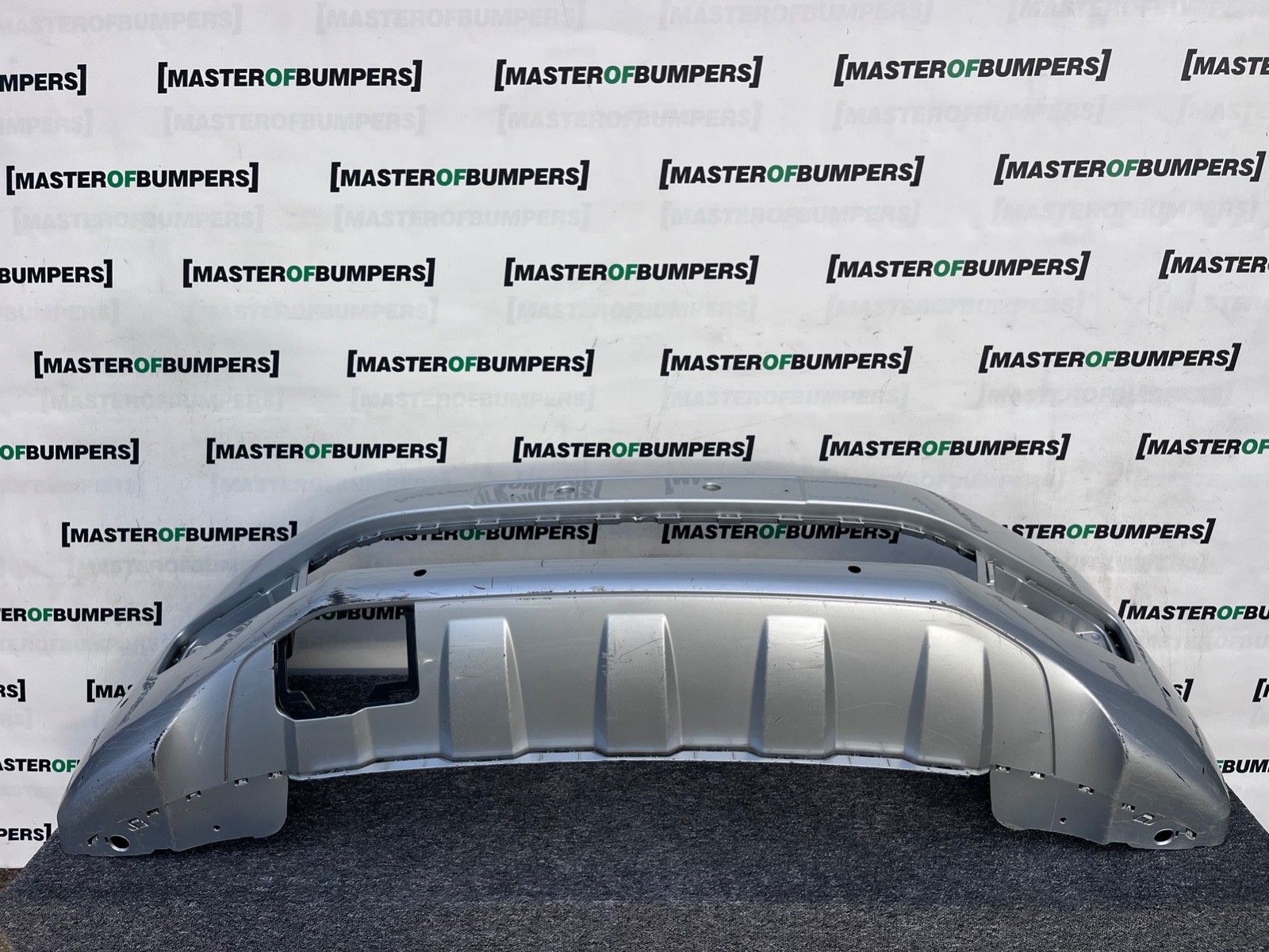 VW Amarok Mk1 Pre-facelift 2010-2015 Front Bumper 4 Pdc Genuine [v461]