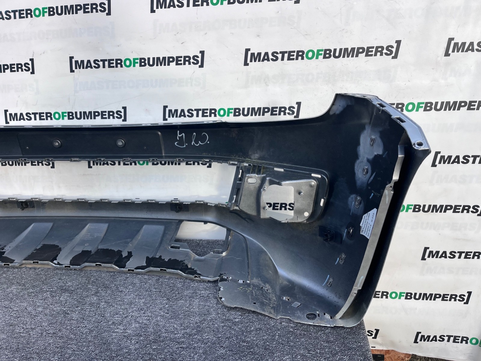 VW Amarok Mk1 Pre-facelift 2010-2015 Front Bumper 4 Pdc Genuine [v461]