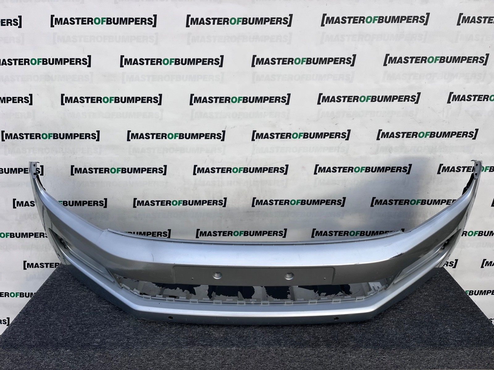 VW Amarok Mk1 Pre-facelift 2010-2015 Front Bumper 4 Pdc Genuine [v461]