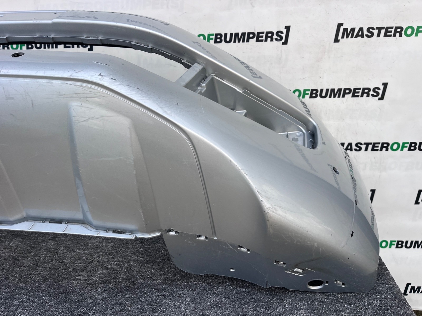 VW Amarok Mk1 Pre-facelift 2010-2015 Front Bumper 4 Pdc Genuine [v462]