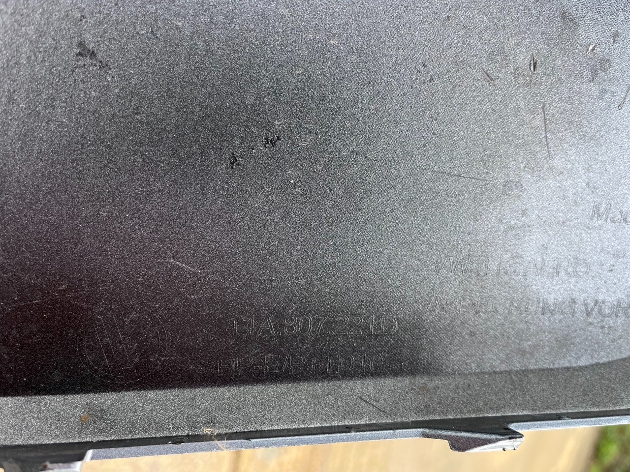 VW Id.7 Volkswagen Id.7 2010-2015 Front Bumper 6 Pdc 14a807221d Genuine [v466]