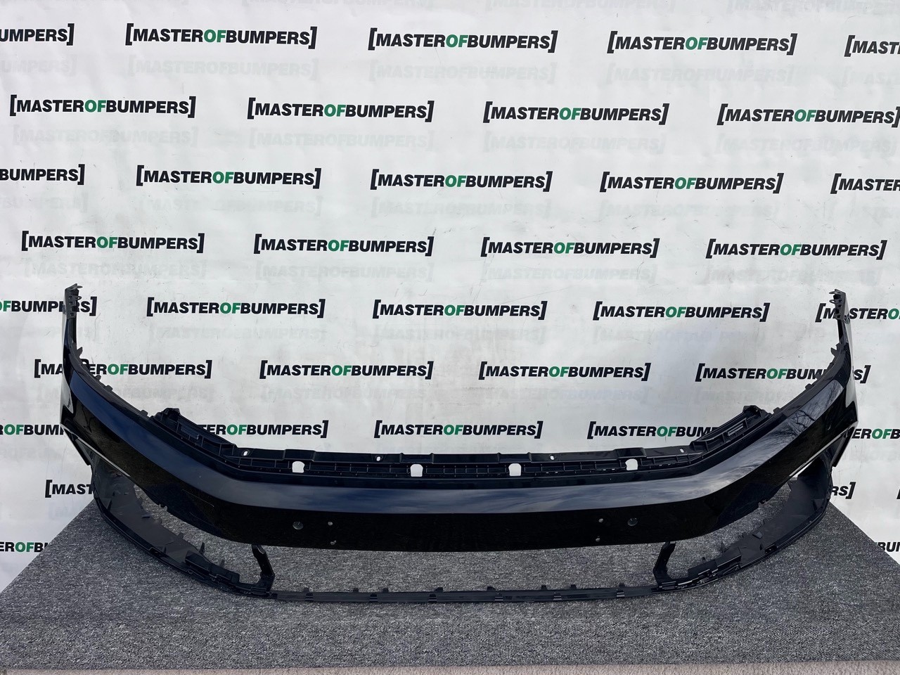 VW Passat R Line Gte B8 Lift 2020-2024 Front Bumper 4 Pdc No Jets Genuine [v469]
