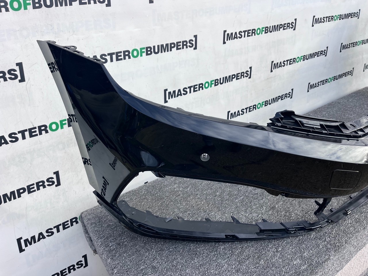 VW Passat R Line Gte B8 Lift 2020-2024 Front Bumper 4 Pdc No Jets Genuine [v469]