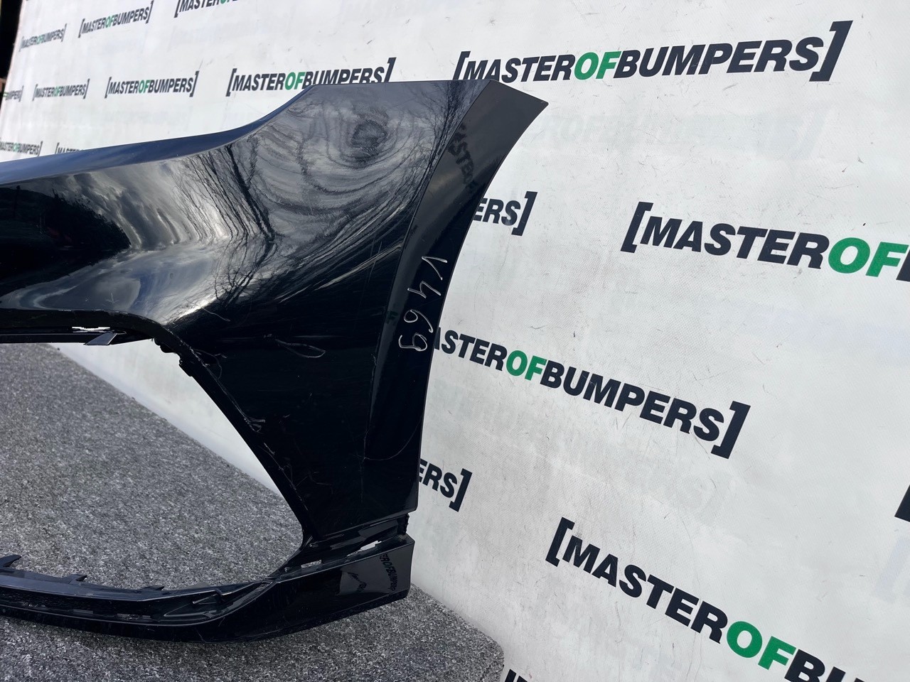 VW Passat R Line Gte B8 Lift 2020-2024 Front Bumper 4 Pdc No Jets Genuine [v469]