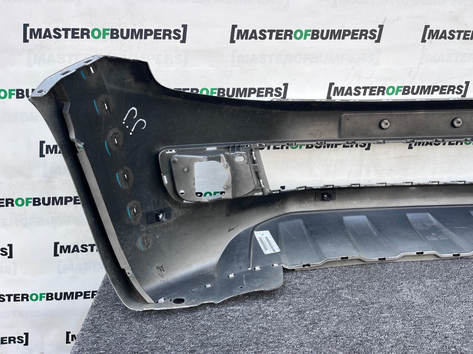 VW Amarok Mk1 Pre-facelift 2010-2015 Front Bumper 4 Pdc Genuine [v462]