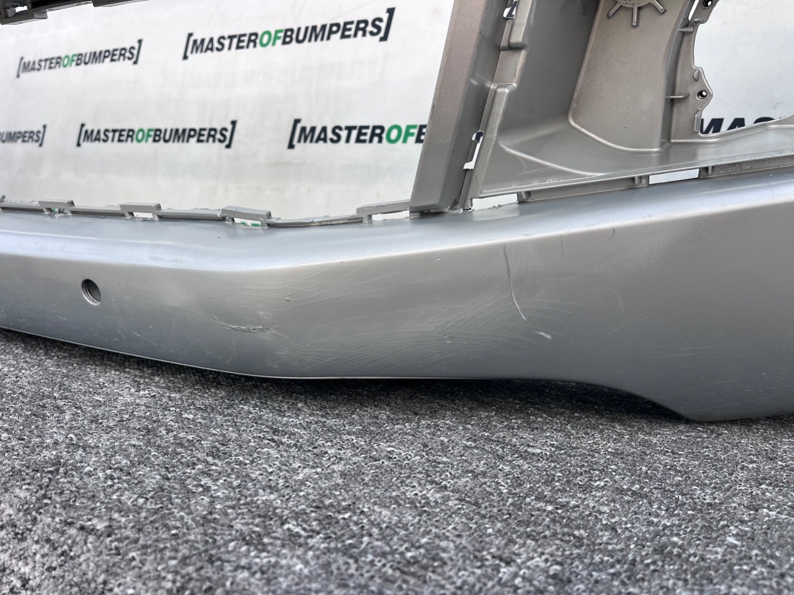 VW Amarok Mk1 Pre-facelift 2010-2015 Front Bumper 4 Pdc Genuine [v462]