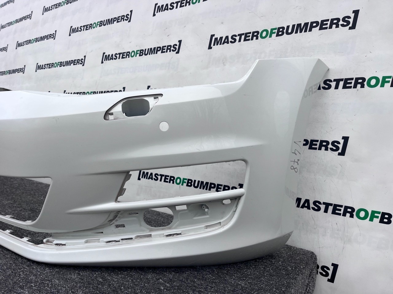 VW Golf Se Mk7 (pre-facelift) 2013-2016 Front Bumper 4 Pdc + Jets Genuine [v478]