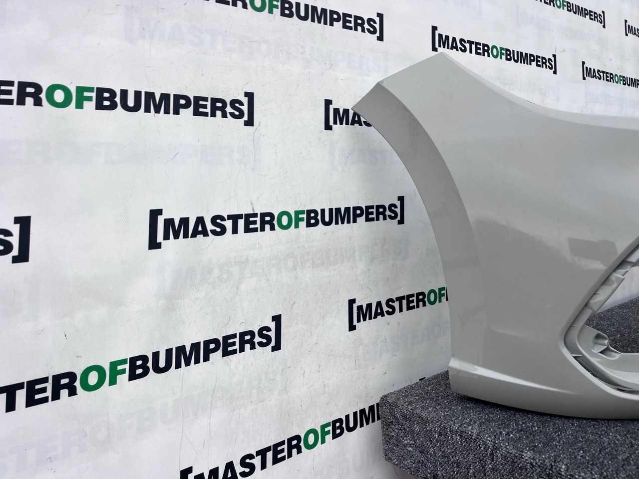 VW Polo Se Mk6 Facelift 2021-2024 Front Bumper 4 Pdc Genuine [v451]