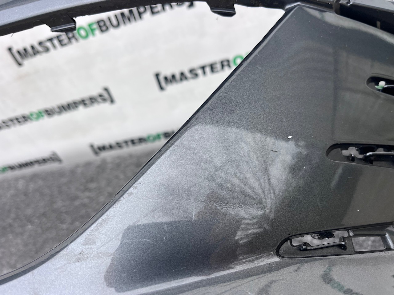 VW Golf Gte Hybrid Mk7.5 Hatchb 2017-2019 Front Bumper 4 Pdc Jets Genuine [v456]