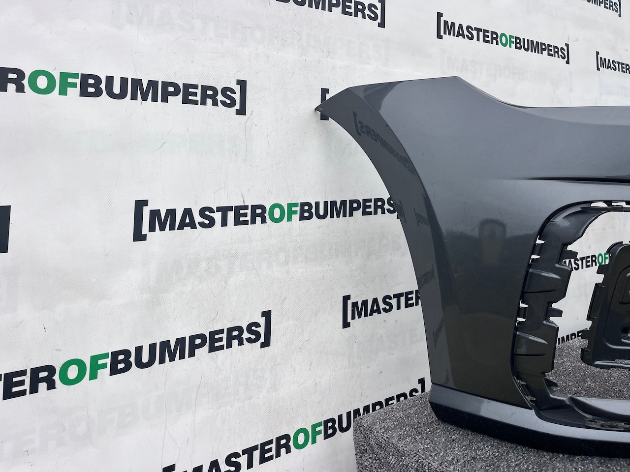 VW Golf Gte Hybrid Mk7.5 Hatchb 2017-2019 Front Bumper 4 Pdc Jets Genuine [v456]