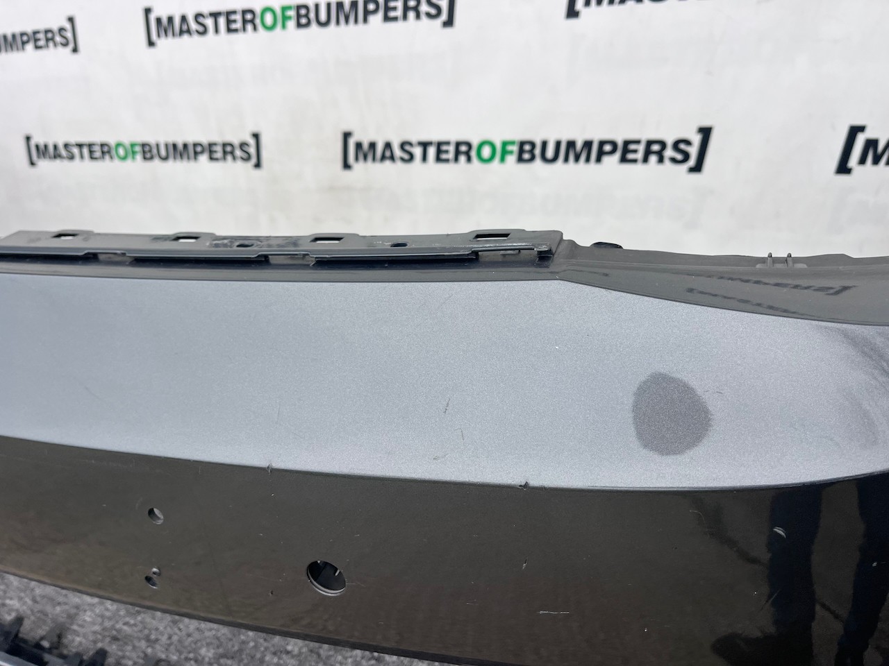 VW Golf Gte Hybrid Mk7.5 Hatchb 2017-2019 Front Bumper 4 Pdc Jets Genuine [v456]