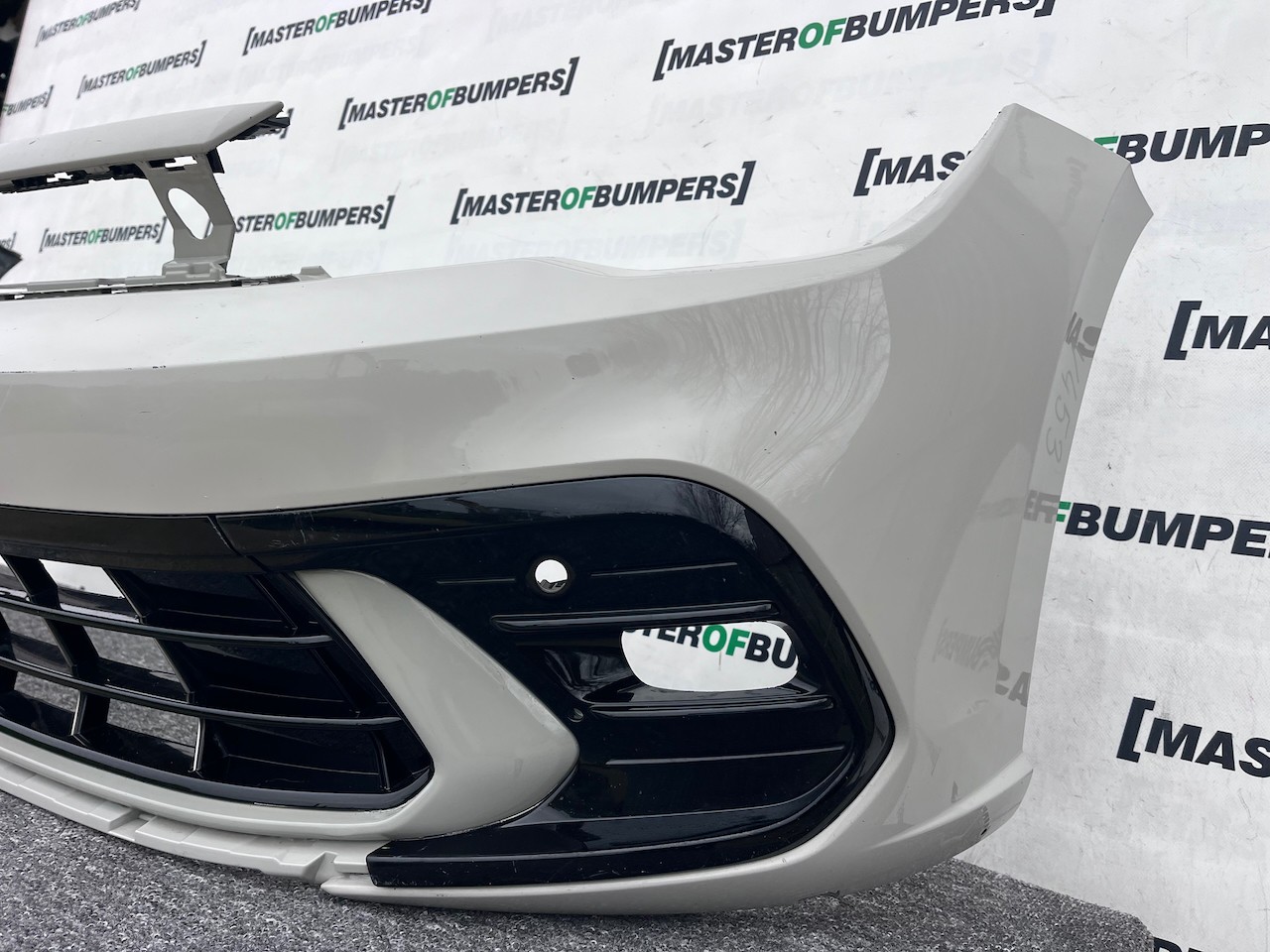 VW Polo R Line Mk6 Lift Hatchback 2021-2024 Front Bumper Genuine [v453]