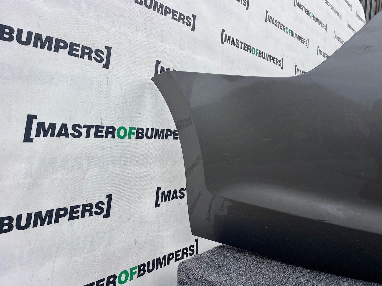 VW Golf Se R Line Gt Estate Only Mk7 2013-2016 Rear Bumper 4 Pdc Genuine [v473]