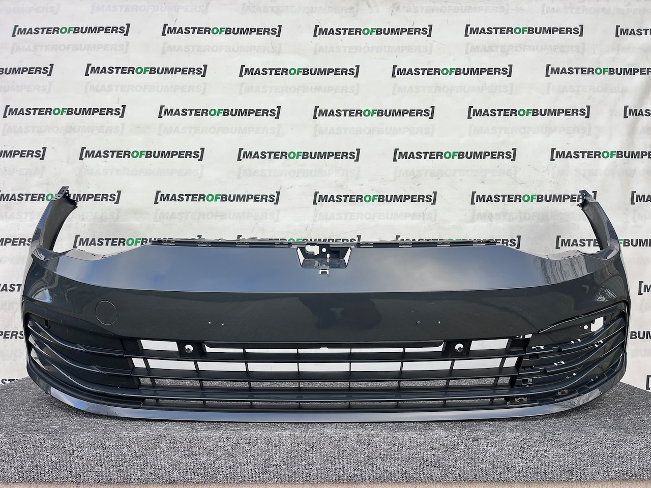 VW Golf Se Mk8 Hatchback 2020-2024 Front Bumper 4 Pdc Genuine [v476]