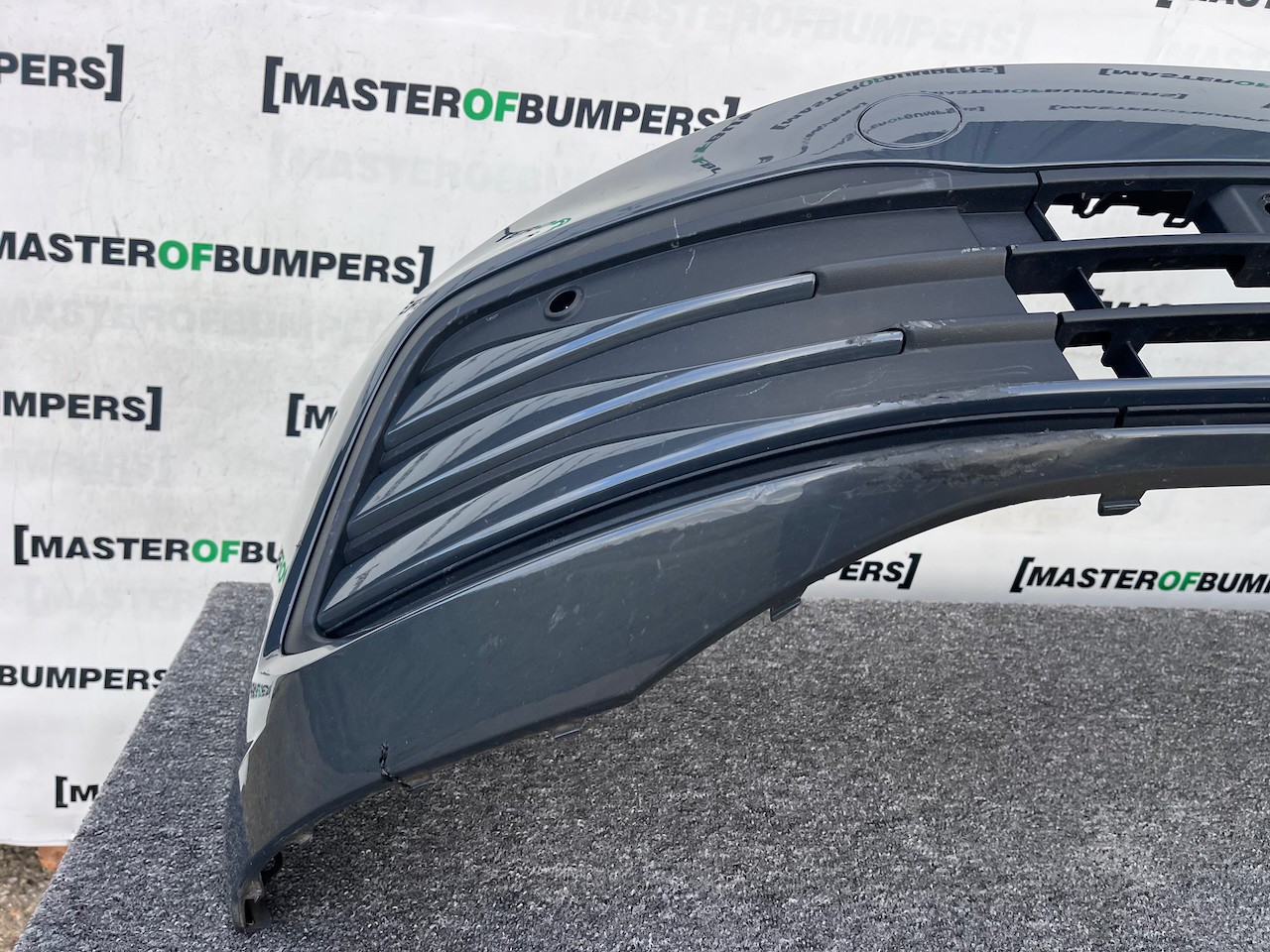 VW Golf Se Mk8 Hatchback 2020-2024 Front Bumper 4 Pdc Genuine [v476]