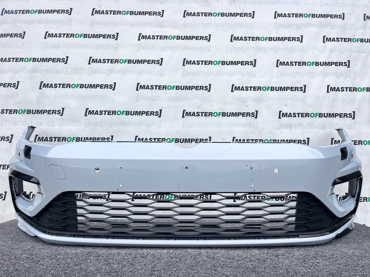 VW Golf R Line Mk7.5 Hatchback 2017-2019 Front Bumper 6 Pdc +jets Genuine [v480]