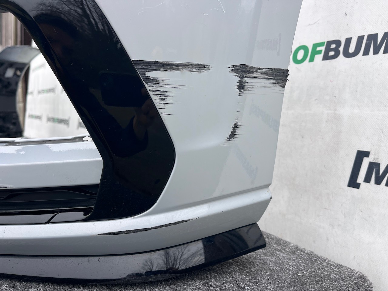 VW Golf R Line Mk7.5 Hatchback 2017-2019 Front Bumper 6 Pdc +jets Genuine [v480]