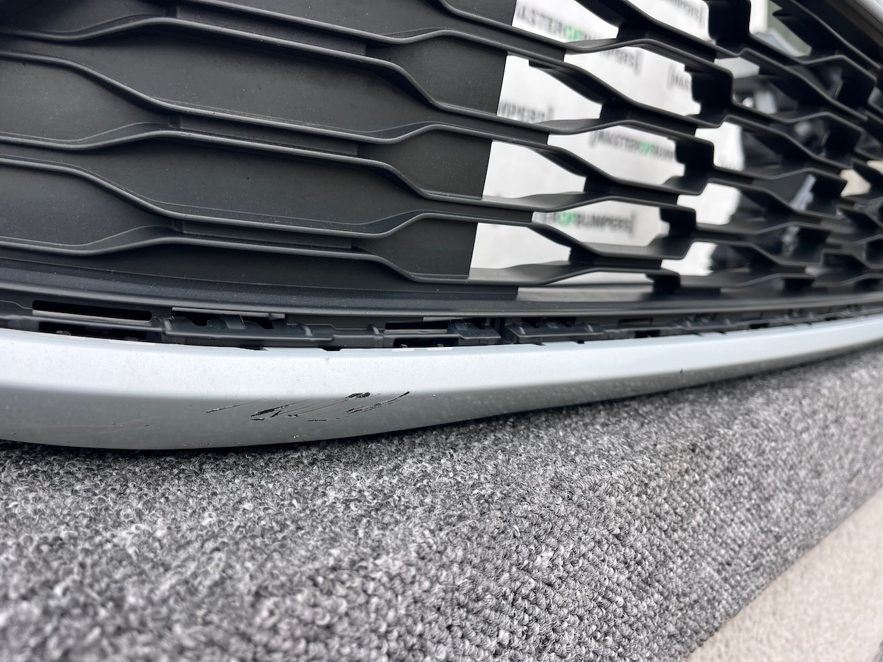 VW Golf R Line Mk7.5 Hatchback 2017-2019 Front Bumper 6 Pdc +jets Genuine [v480]