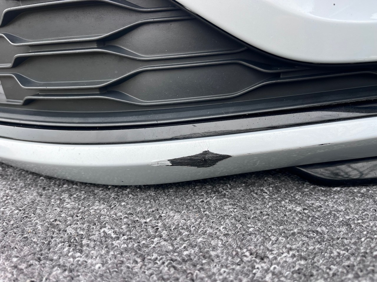 VW Golf R Line Mk7.5 Hatchback 2017-2019 Front Bumper 6 Pdc +jets Genuine [v480]