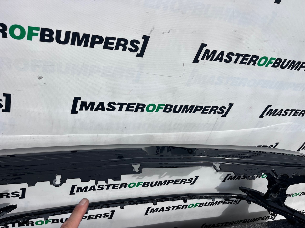 VW Golf R-line Mk8 Lift Hatchback 2024-2027 Front Bumper 4 Pdc Genuine [v513]