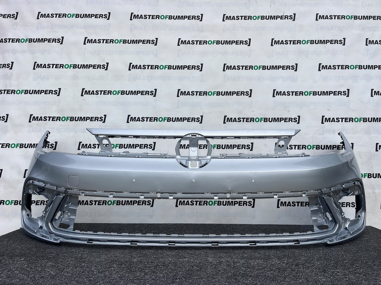 VW Polo Se Mk6 Lift Hatchback 2021-2024 Front Bumper No Pdc Genuine [v517]