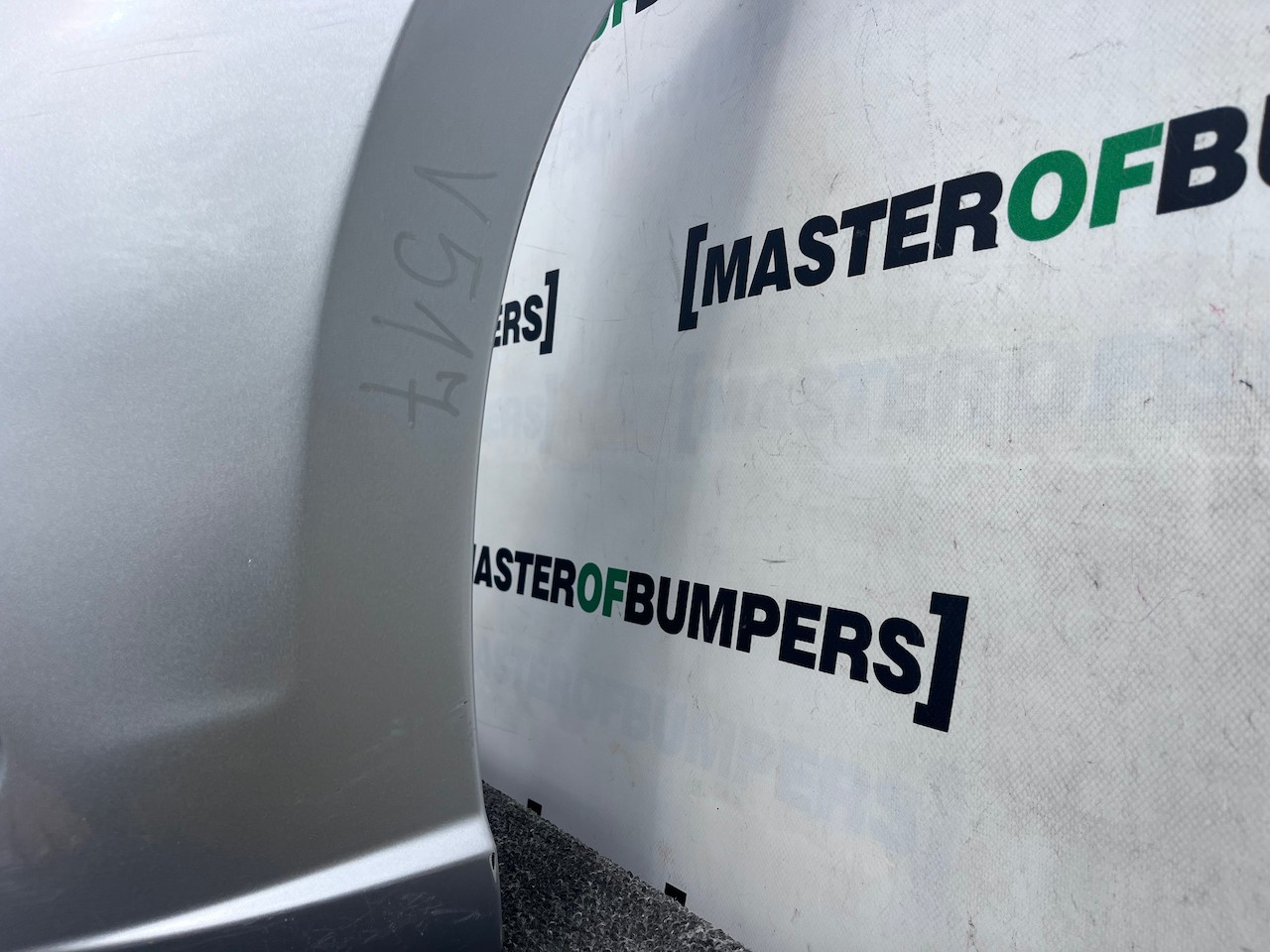 VW Polo Se Mk6 Lift Hatchback 2021-2024 Front Bumper No Pdc Genuine [v517]