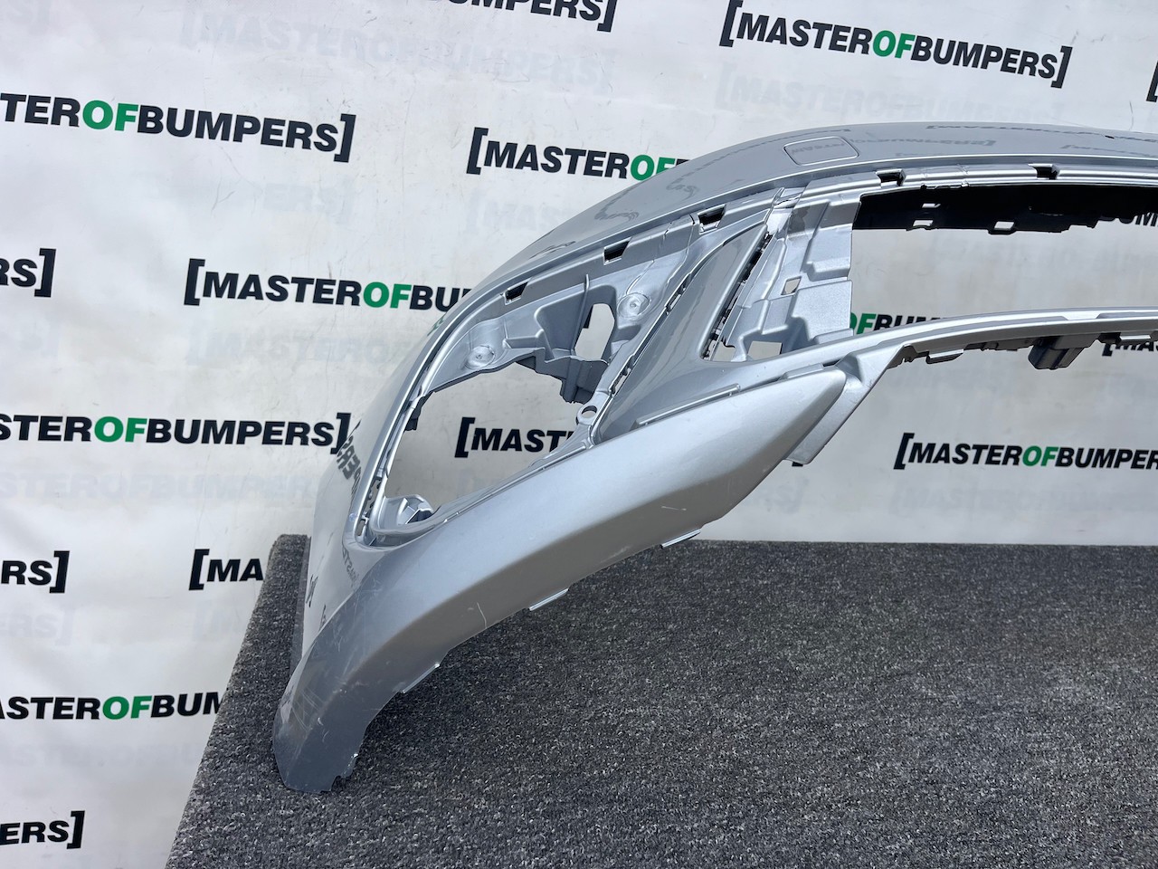 VW Polo Se Mk6 Lift Hatchback 2021-2024 Front Bumper No Pdc Genuine [v517]