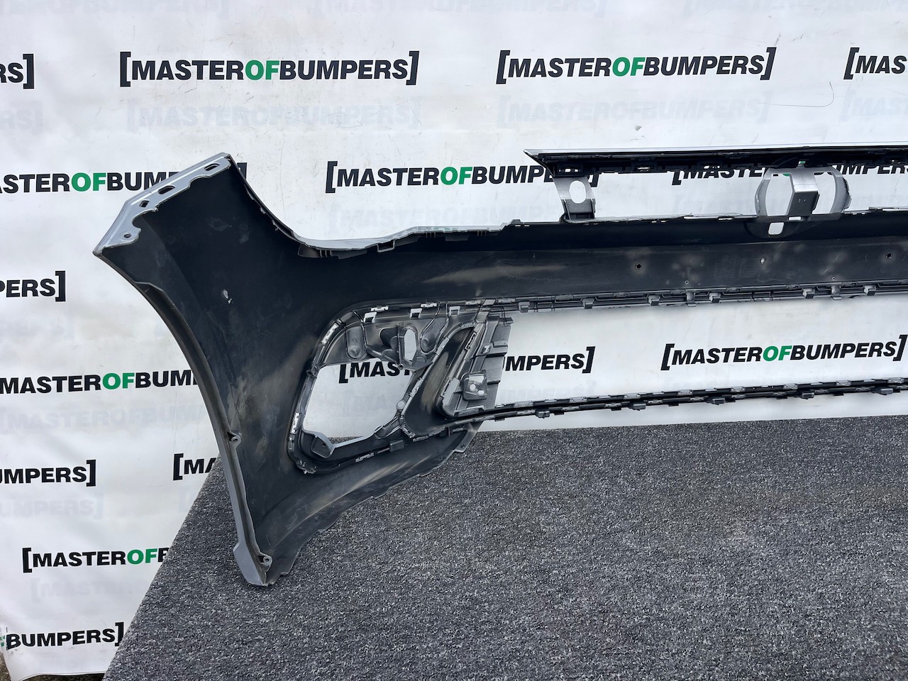 VW Polo Se Mk6 Lift Hatchback 2021-2024 Front Bumper No Pdc Genuine [v517]