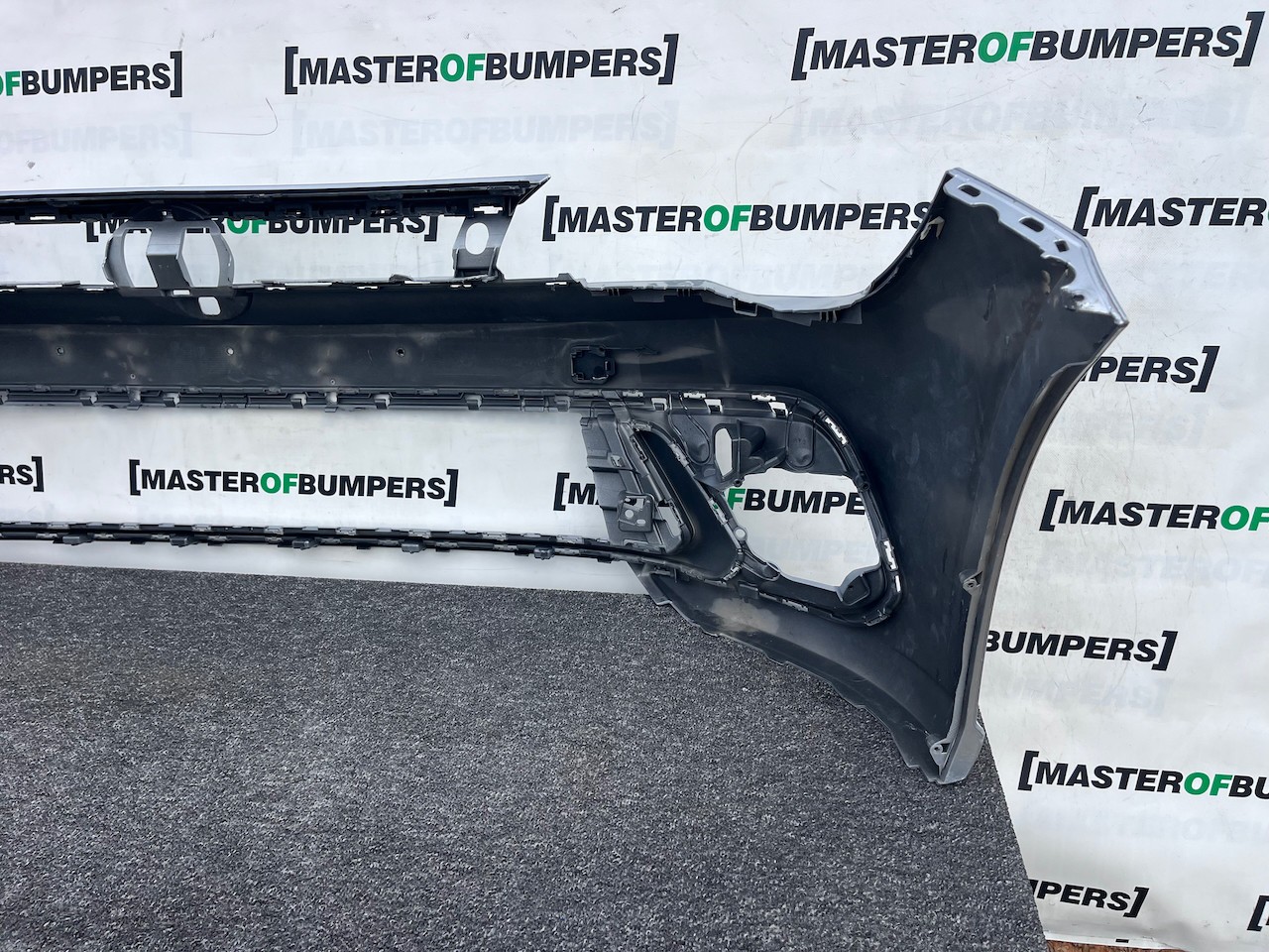 VW Polo Se Mk6 Lift Hatchback 2021-2024 Front Bumper No Pdc Genuine [v517]