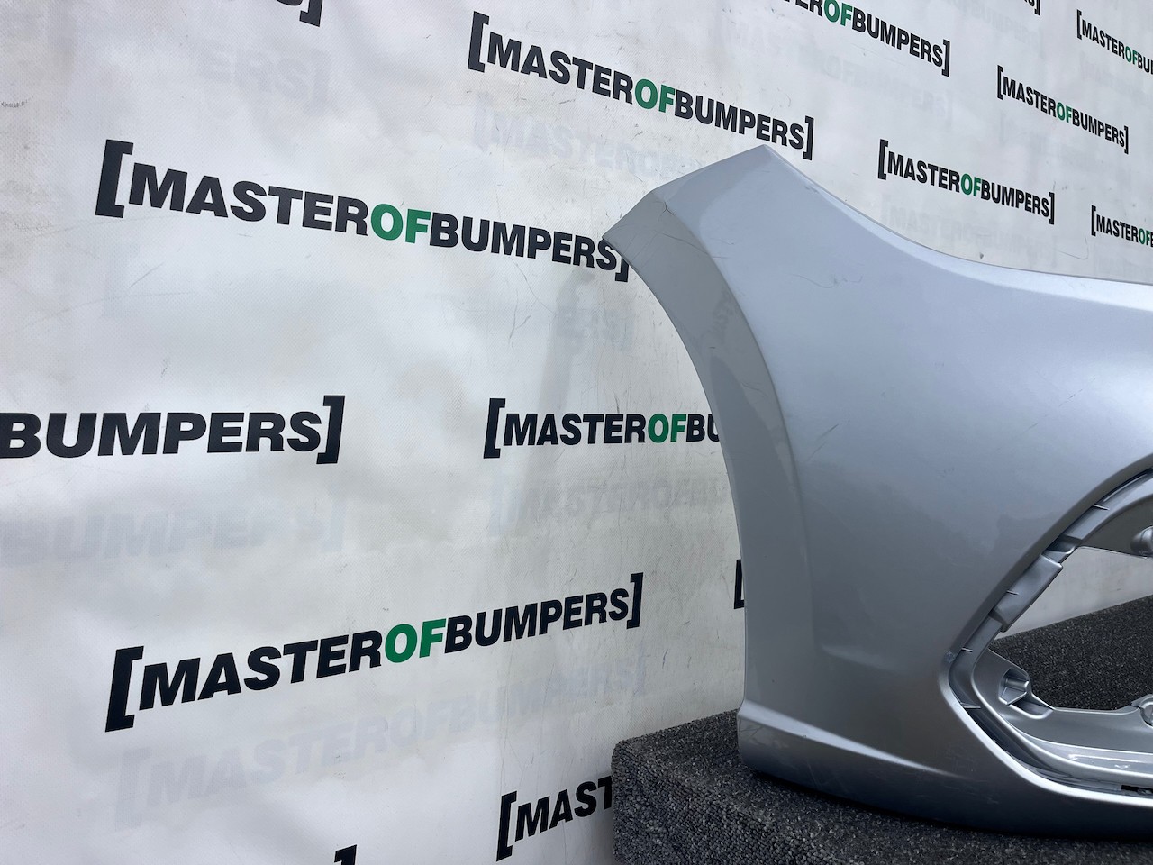 VW Polo Se Mk6 Lift Hatchback 2021-2024 Front Bumper No Pdc Genuine [v517]