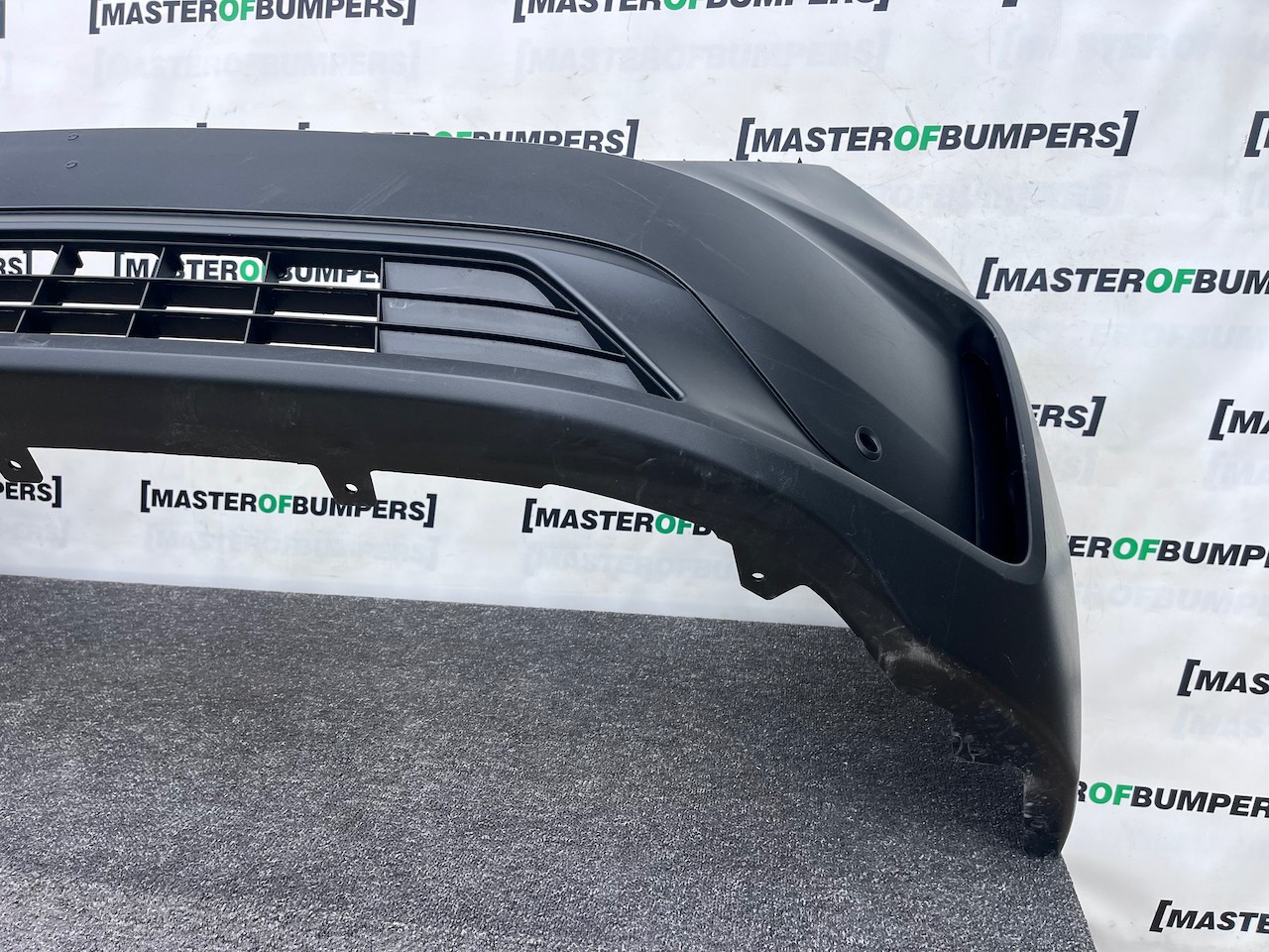 VW Transporter T7 Panel Van 2025-2028 Front Bumper 4 Pdc Textured Genuine [v519]