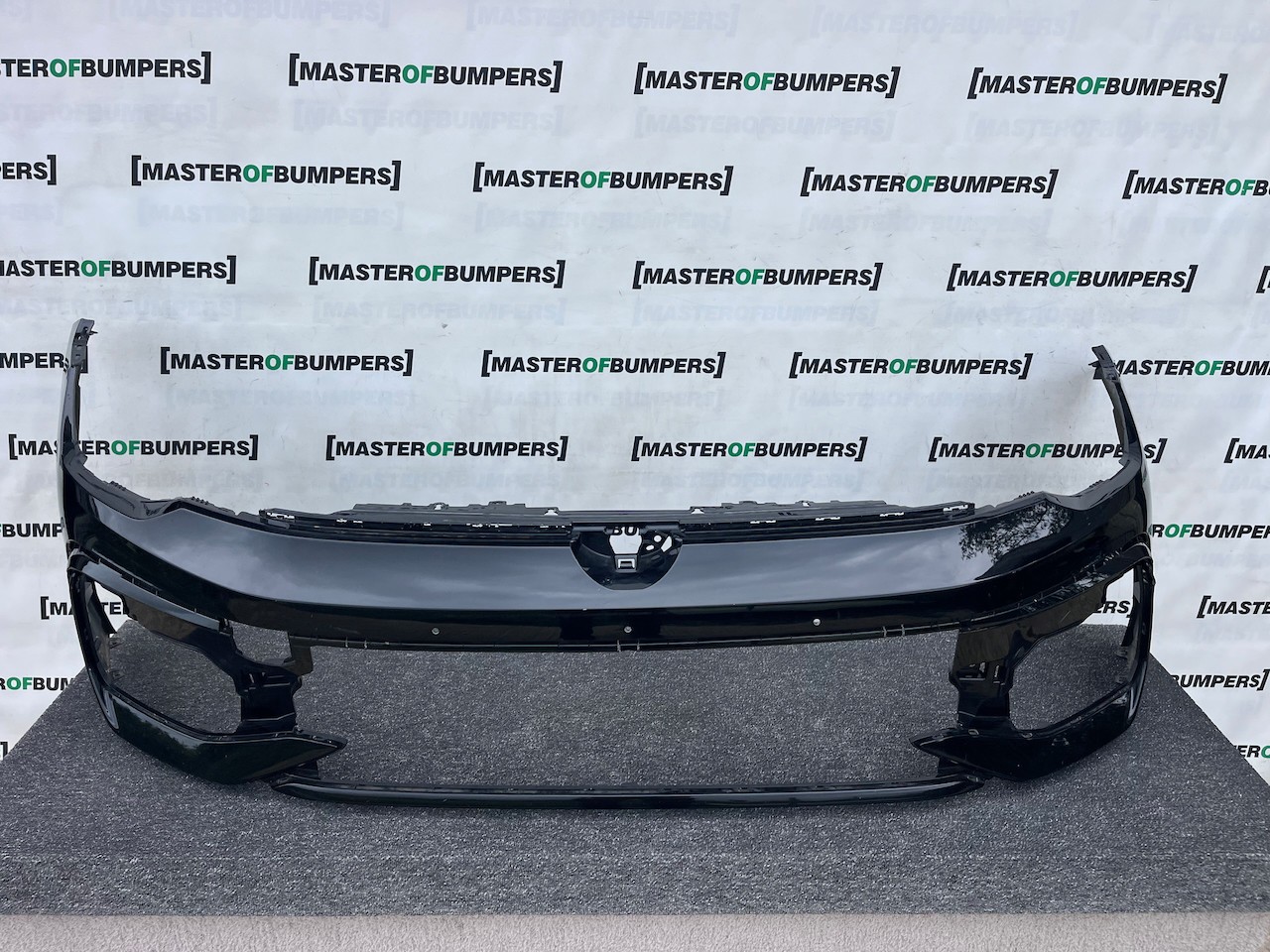 VW Golf R-line Mk8 Lift Hatchback 2024-2027 Front Bumper 4 Pdc Genuine [v522]