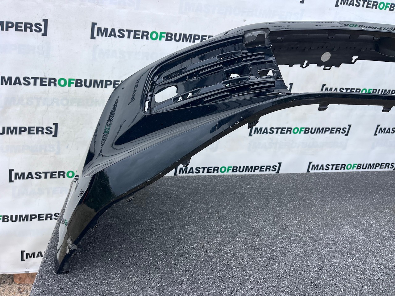 VW Golf Se Style Mk8 Lift Hatchback 2024-2026 Front Bumper 4 Pdc Genuine [v523]