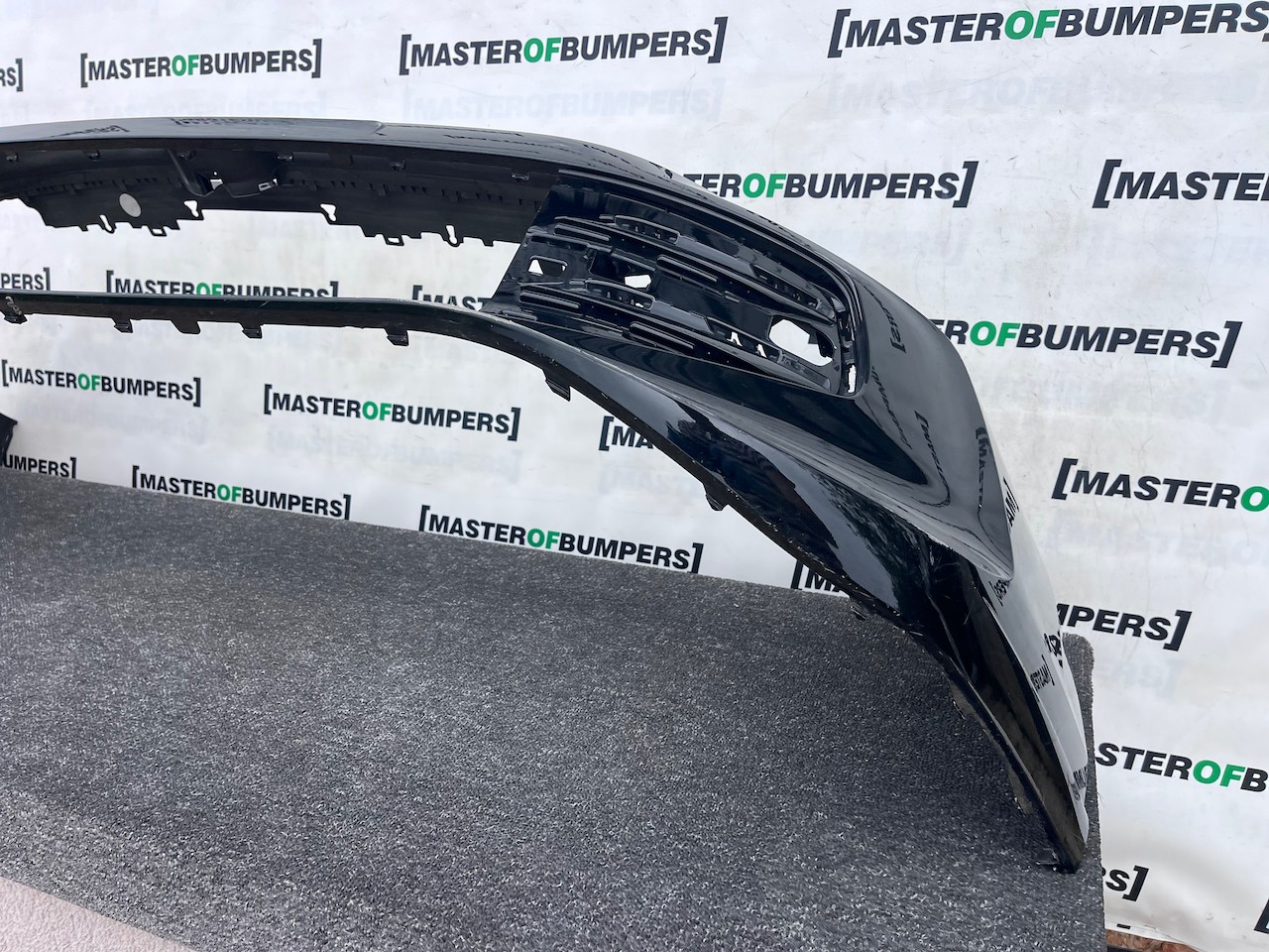 VW Golf Se Style Mk8 Lift Hatchback 2024-2026 Front Bumper 4 Pdc Genuine [v523]