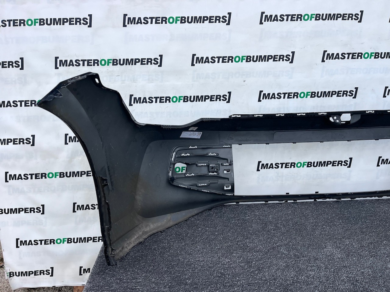 VW Golf Se Style Mk8 Lift Hatchback 2024-2026 Front Bumper 4 Pdc Genuine [v523]