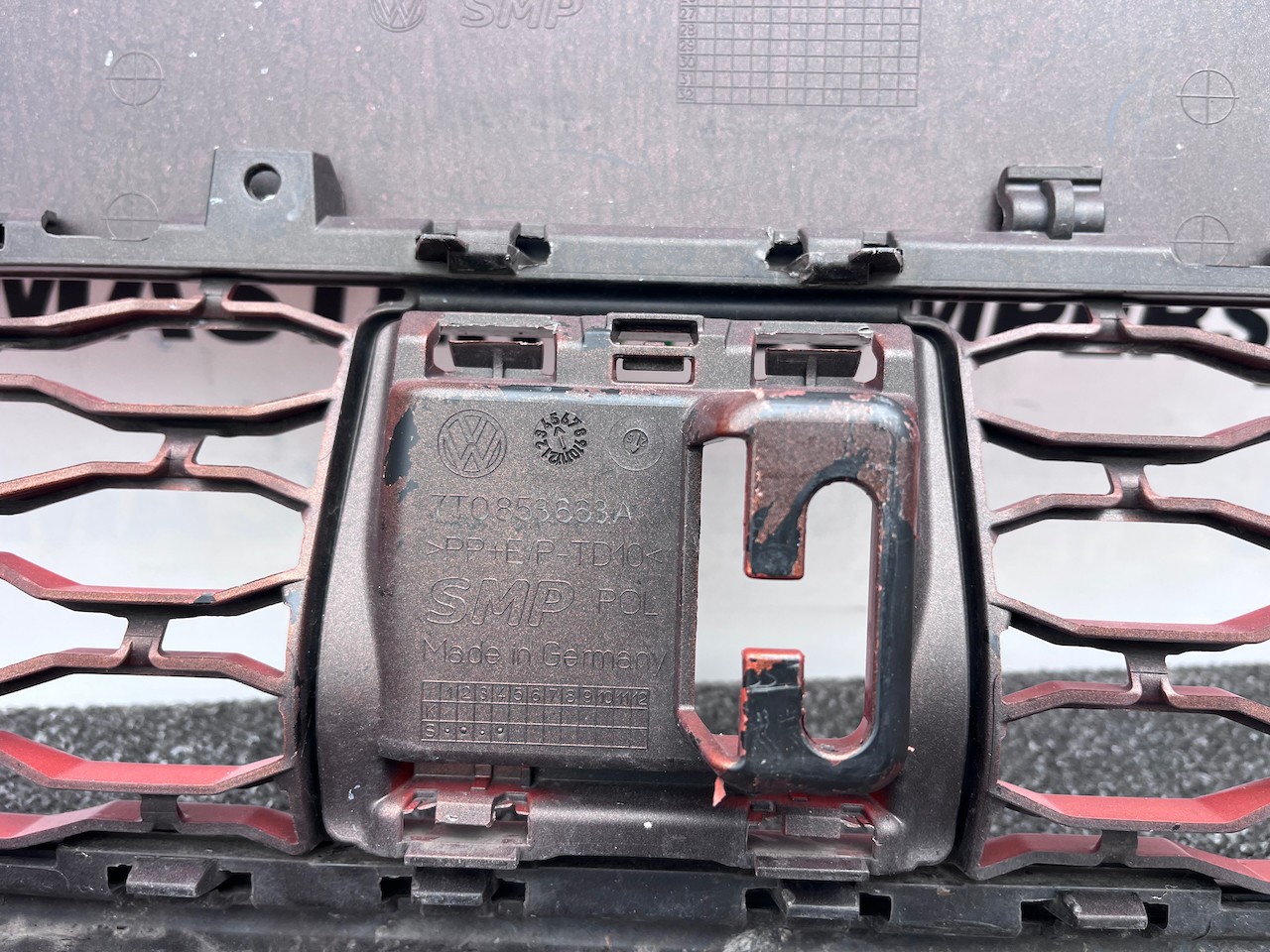 VW Multivan Style Edition T7 2022-2027 Front Bumper 6 Pdc Genuine [v527]
