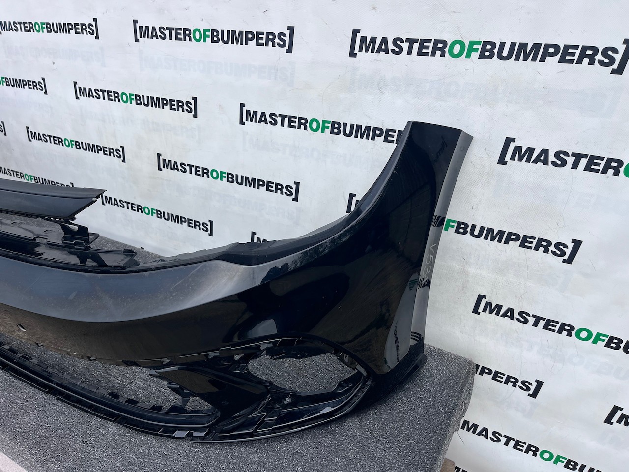 VW Polo R Line Mk6 Lift Hatchback 2021-2024 Front Bumper 4 Pdc Genuine [v538]