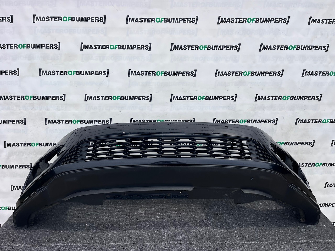 VW Golf R Line Mk7.5 Hatchback 2017-2019 Front Bumper 4 Pdc +jets Genuine [v550]