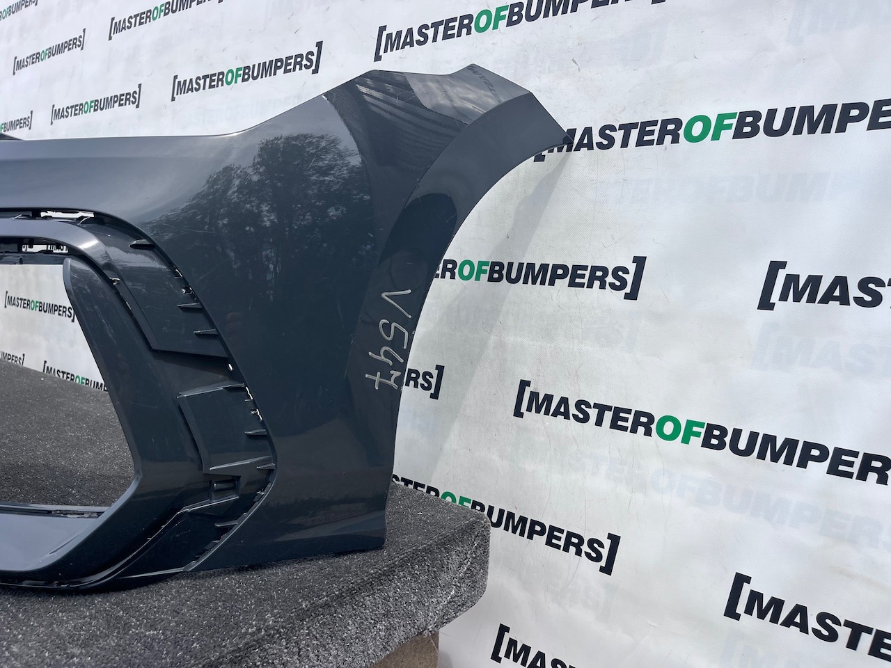 VW Golf R-line Mk8 Lift Hatchback 2024-2027 Front Bumper 4 Pdc Genuine [v547]