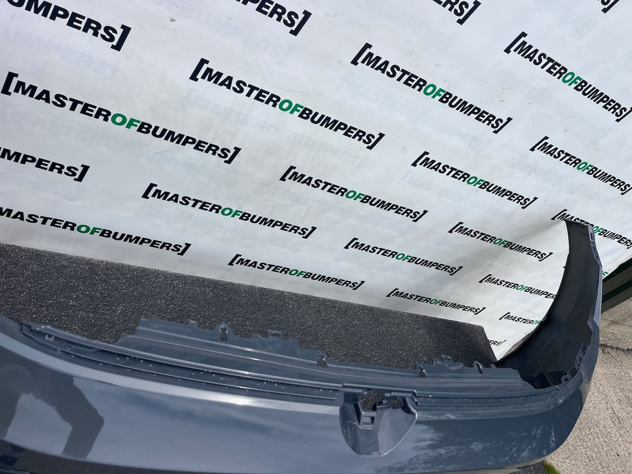 VW Golf R-line Mk8 Lift Hatchback 2024-2027 Front Bumper 4 Pdc Genuine [v547]