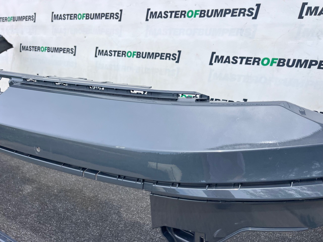 VW Golf R-line Mk8 Lift Hatchback 2024-2027 Front Bumper 4 Pdc Genuine [v547]