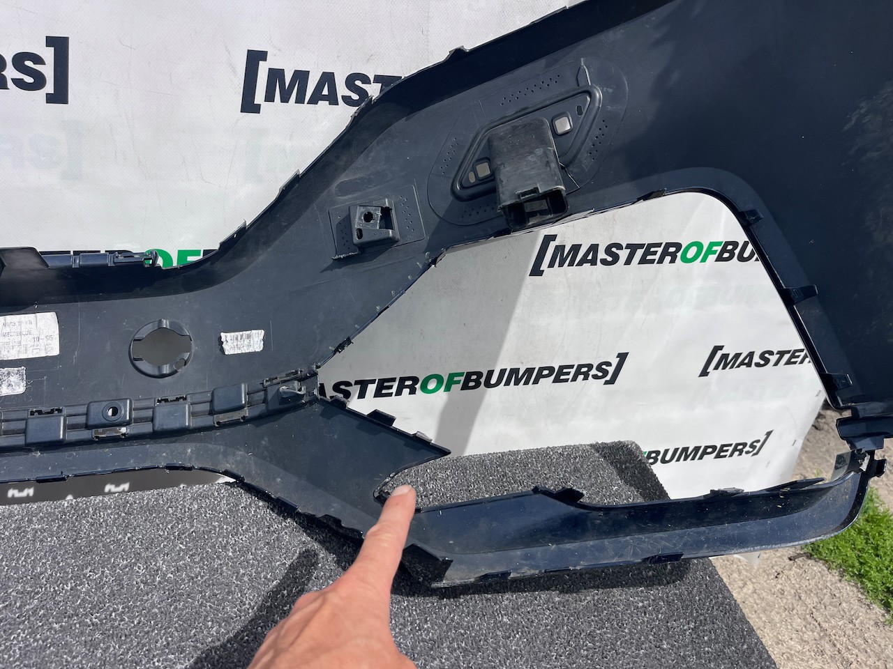VW Touareg R Line Tdi V6 Mk3 2019-2023 Front Bumper 6 Pdc +jets Genuine [v553]