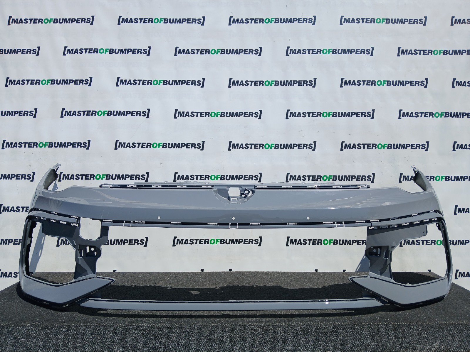 VW Golf R-line Mk8 Lift Hatchback 2024-2027 Front Bumper 4 Pdc Genuine [v573]
