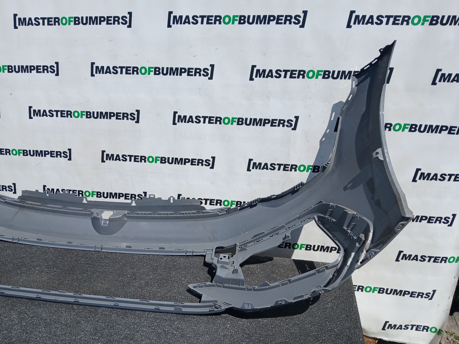 VW Golf R-line Mk8 Lift Hatchback 2024-2027 Front Bumper 4 Pdc Genuine [v573]